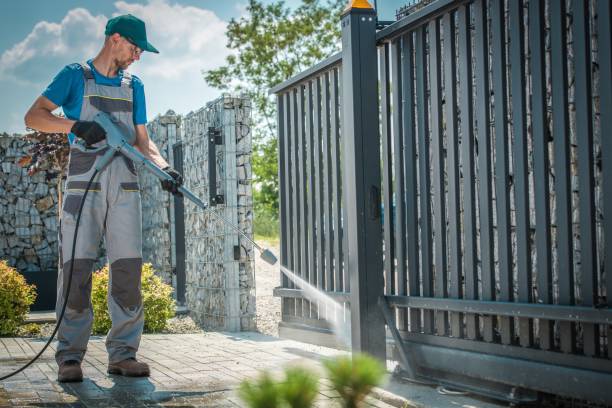 Best Roof Washing  in University Gardens, NY